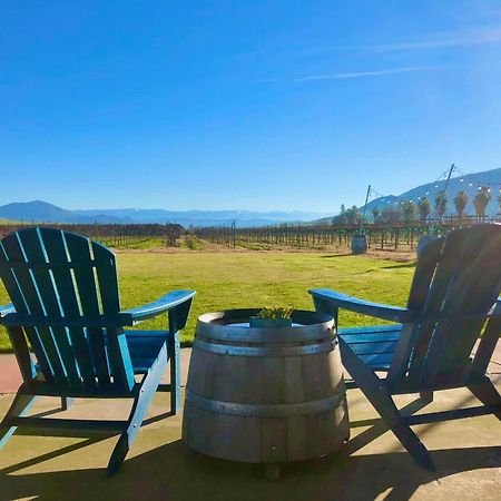 Bed and Breakfast Sequoia View Vineyard Sanger Экстерьер фото